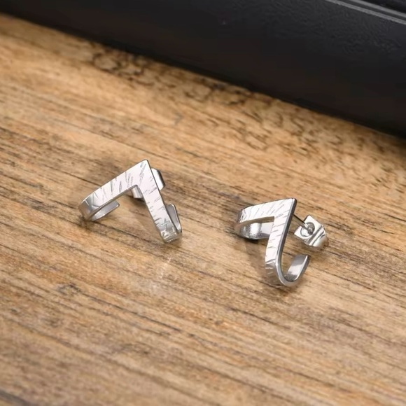 Geometric Black and Silver Jewelry Ear Cuffs - Picture 3 of 4